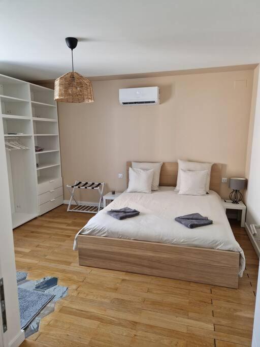 Appartement Cosy Neudorf Climatise Wifi 90M2 Strasbourg Exterior photo