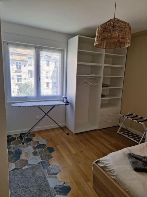 Appartement Cosy Neudorf Climatise Wifi 90M2 Strasbourg Exterior photo