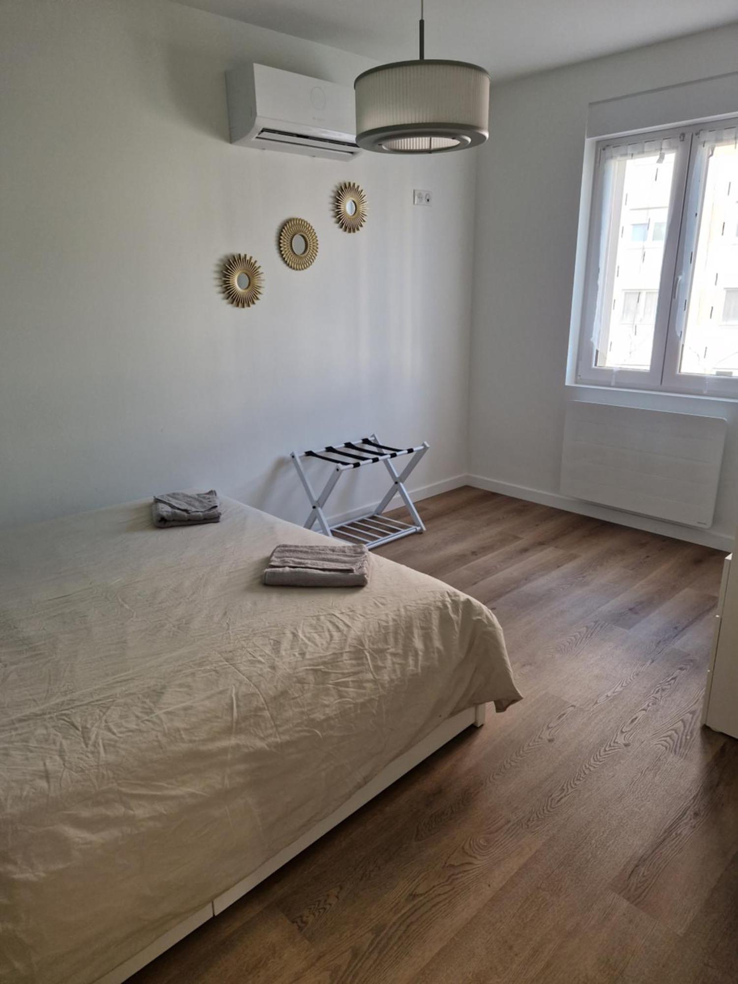 Appartement Cosy Neudorf Climatise Wifi 90M2 Strasbourg Exterior photo