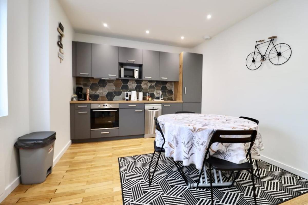 Appartement Cosy Neudorf Climatise Wifi 90M2 Strasbourg Exterior photo